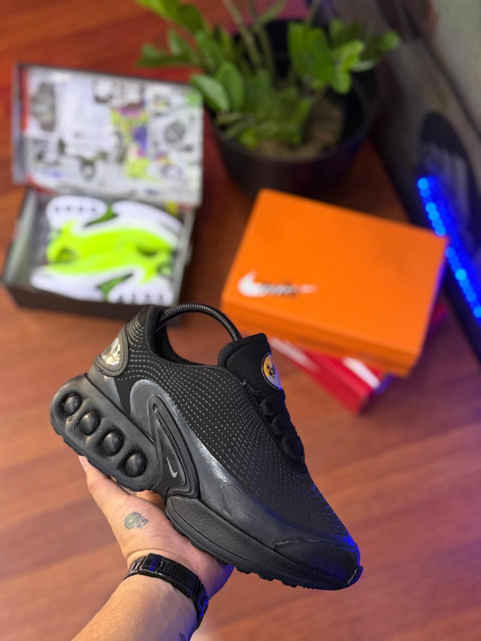 NIKE AIR MAX DN PREMIUM + CAJA