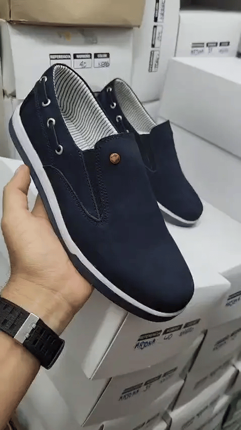 MOCASINES ELABORADOS EN CUERO