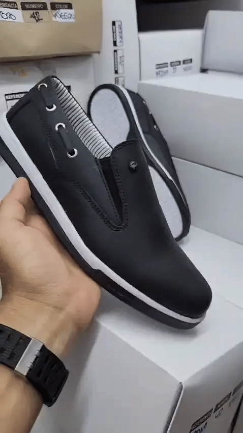 MOCASINES ELABORADOS EN CUERO