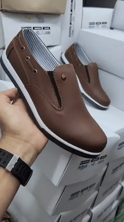 MOCASINES ELABORADOS EN CUERO