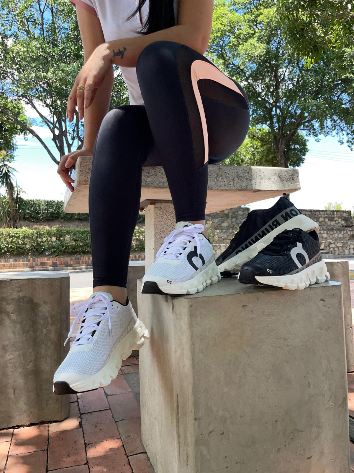 ON CLOUD RUNNING + MEDIAS AD + CAJA