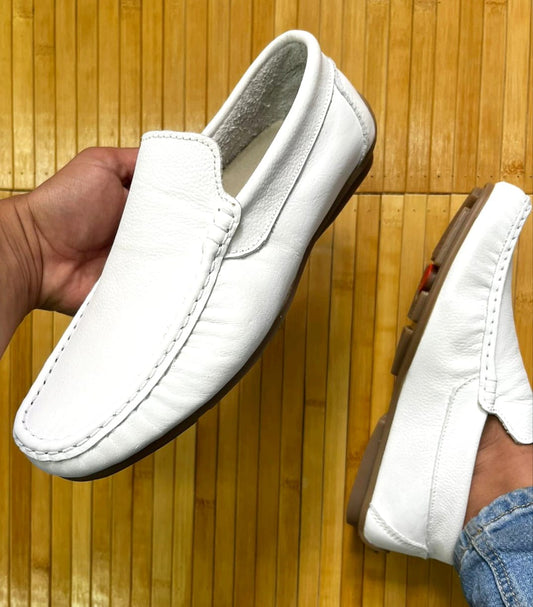 Gray helmet for bikers