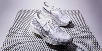 COLECCÍON NIKE VAPORFLY 3 + CAJA