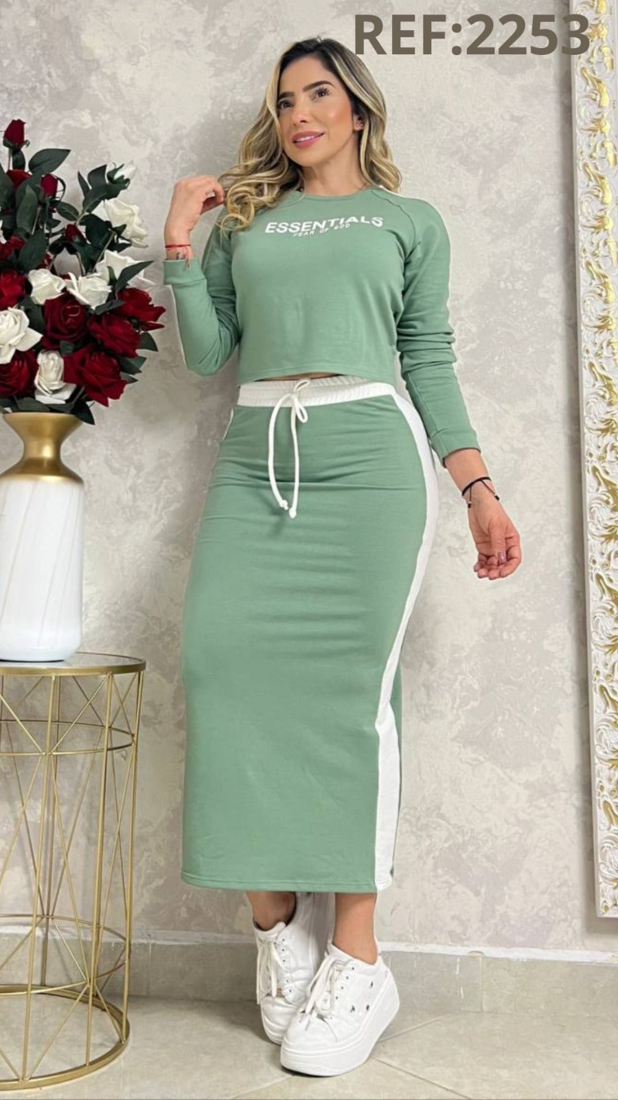 Conjunto Falda Essential