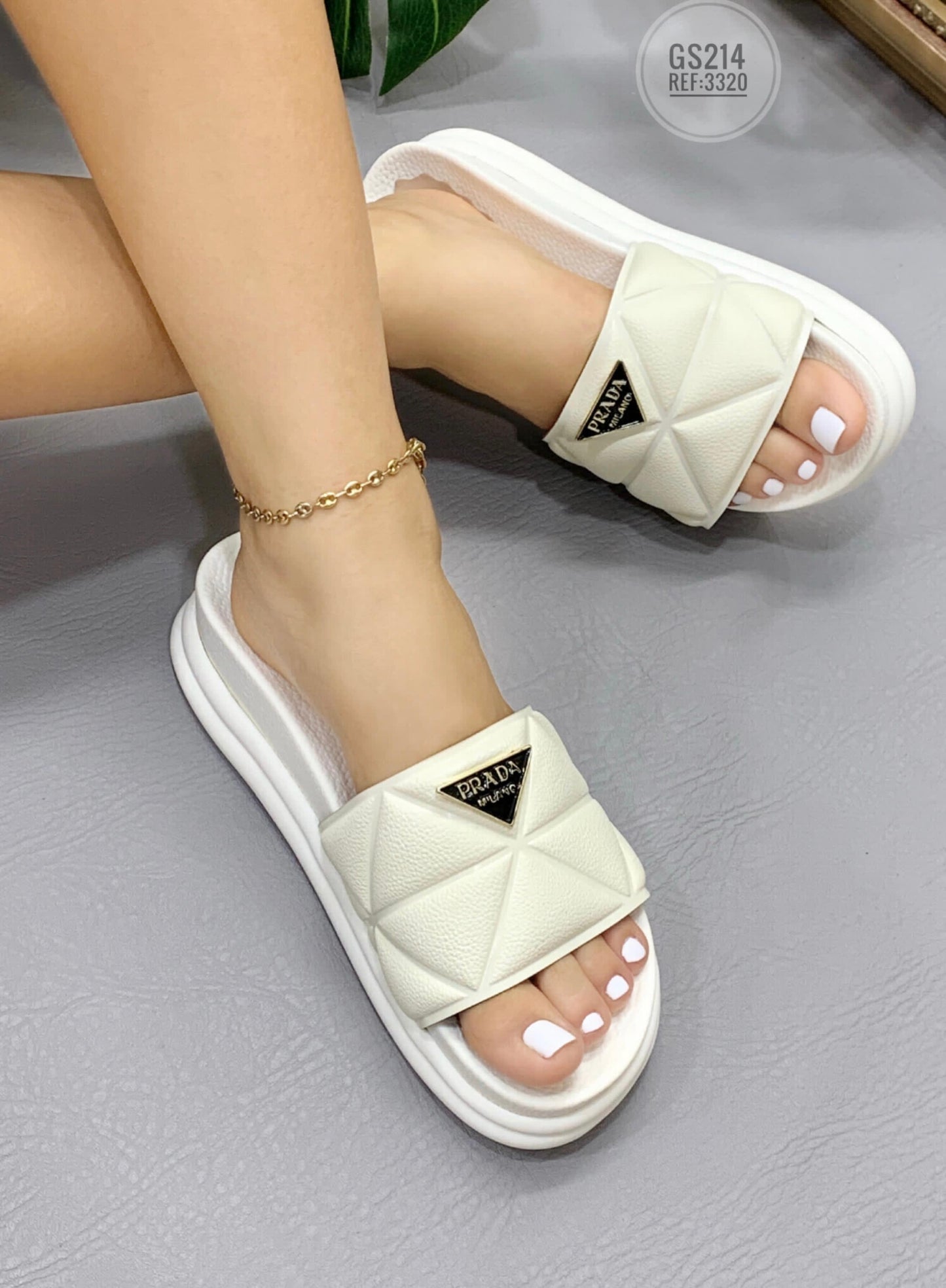 CANOA PRADA