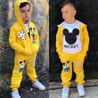 Trío deportivo Mickey