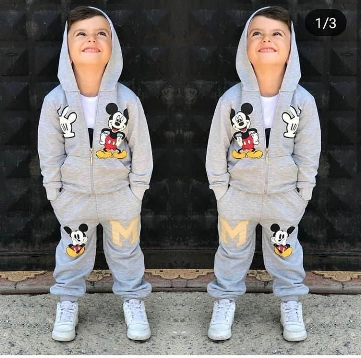 Trío deportivo Mickey