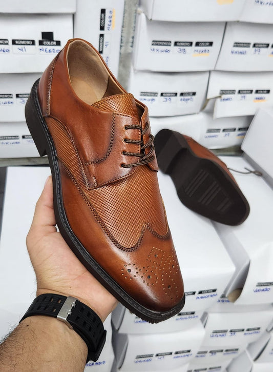 FINO CALZADO EN CUERO