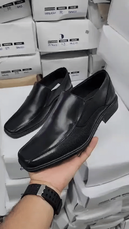 FINO CALZADO EN CUERO PARA CABALLERO