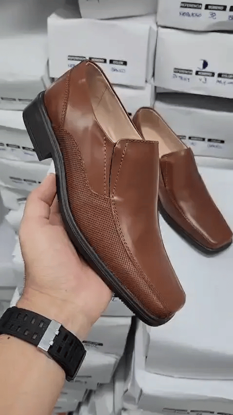 CALZADO CLASICO EN CUERO MIEL