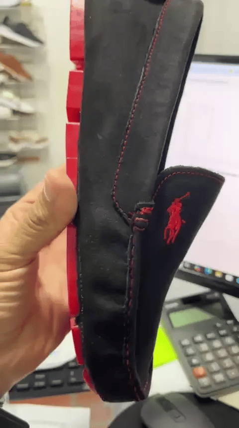 MOCASIN NEGRO POR ROJO